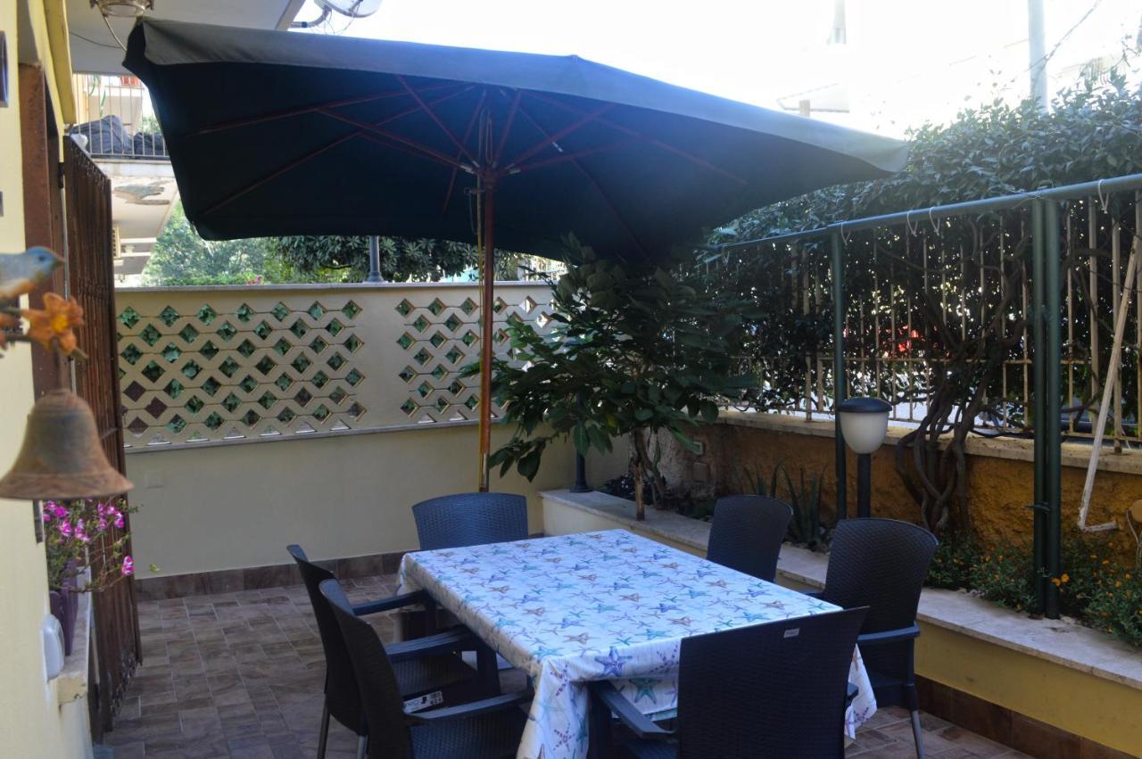 Appartamento In Via Calvi Λίντο ντι Όστια Εξωτερικό φωτογραφία